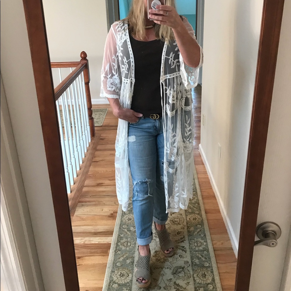 Lace kimono